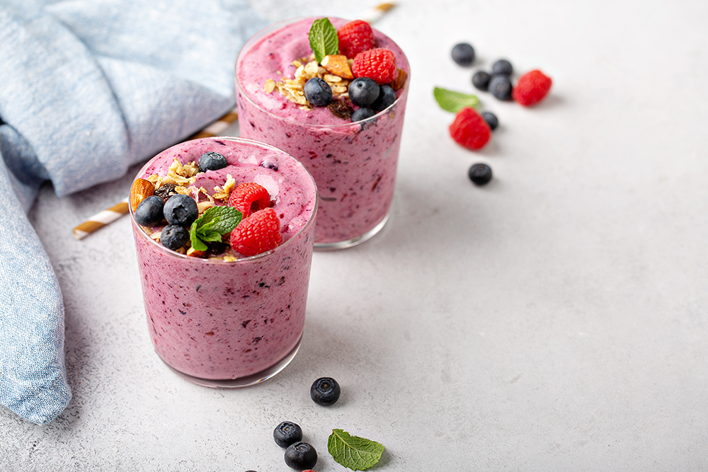 Reformi_fibrex_kuningatarsmoothie_shutterstock_1399746584